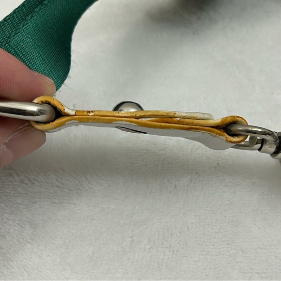 Boston Celtics NBA Basketball Green Crossbody Shoulder Strap Hand Bag Purse - Picture 4 of 15